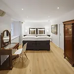 Lägenhetshotell Domresidenz 5*