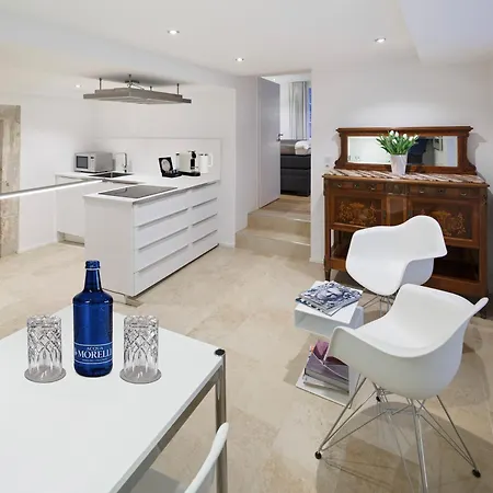 Lejlighedshotel Domresidenz 5*