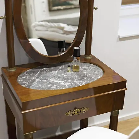 מלון דירות Domresidenz 5*